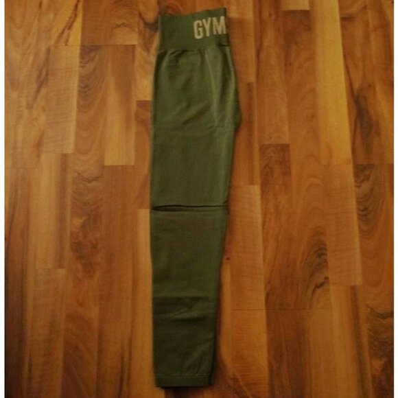 Gymshark® Fit Seamless Olive Green ⅞ Length Leggings Size Medium - Picture 2 of 15